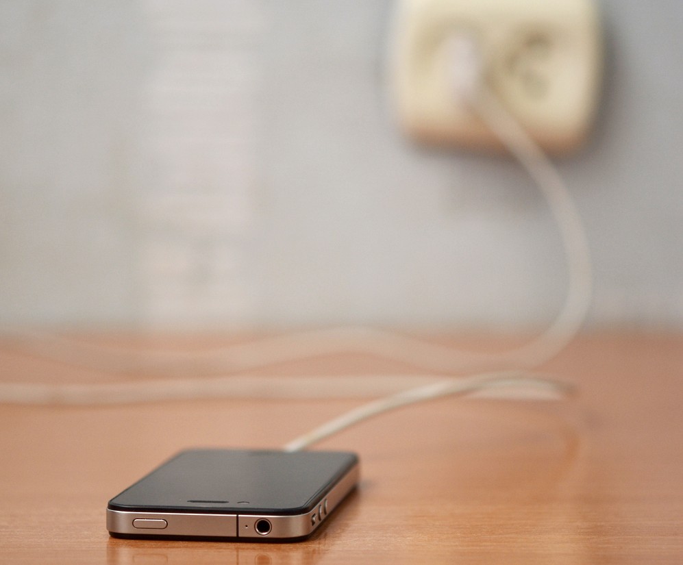 How can brands reach ever-connected Millennials? By reaching them with web content.
