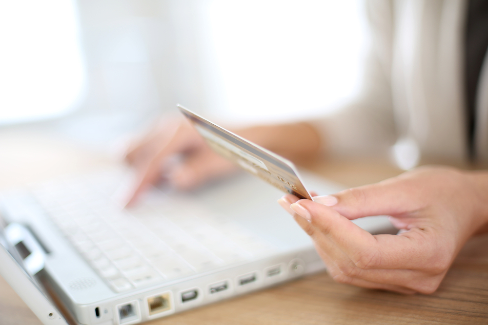 Studies show consumers are buying on social this holiday season.